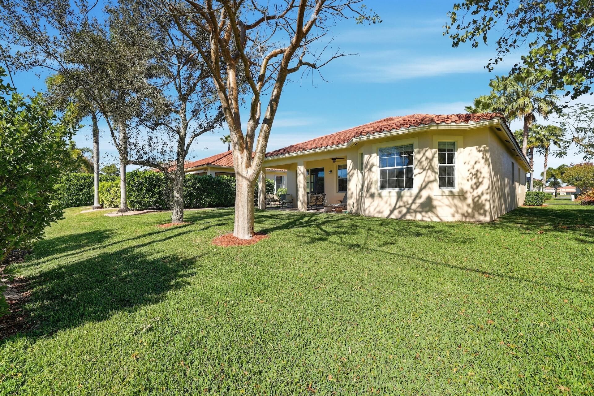 10684 Ivanhoe Lane, Wellington, FL 33414 Photo