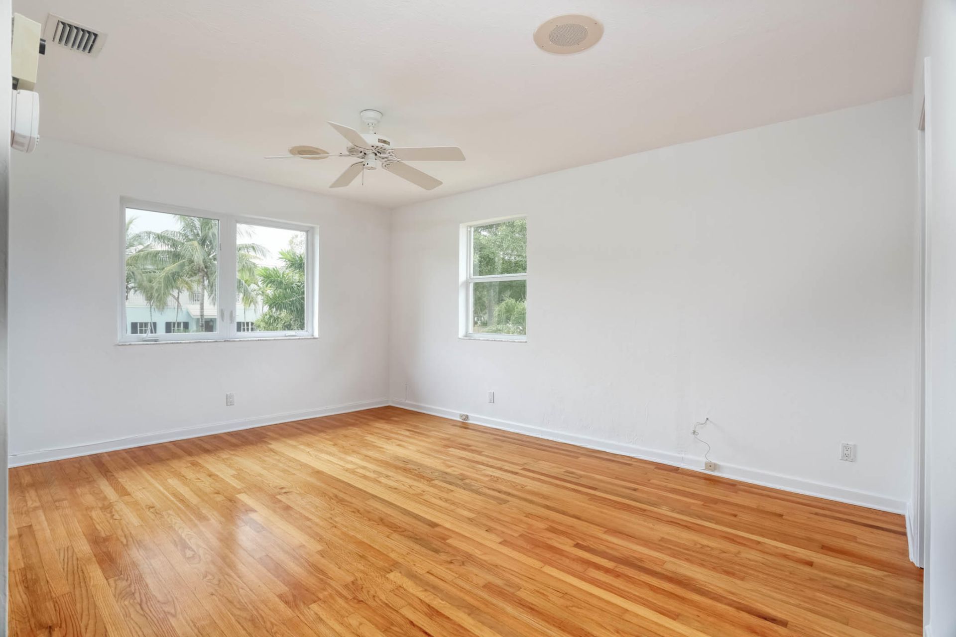 121 Costello Road, West Palm Beach, FL 33405 Photo