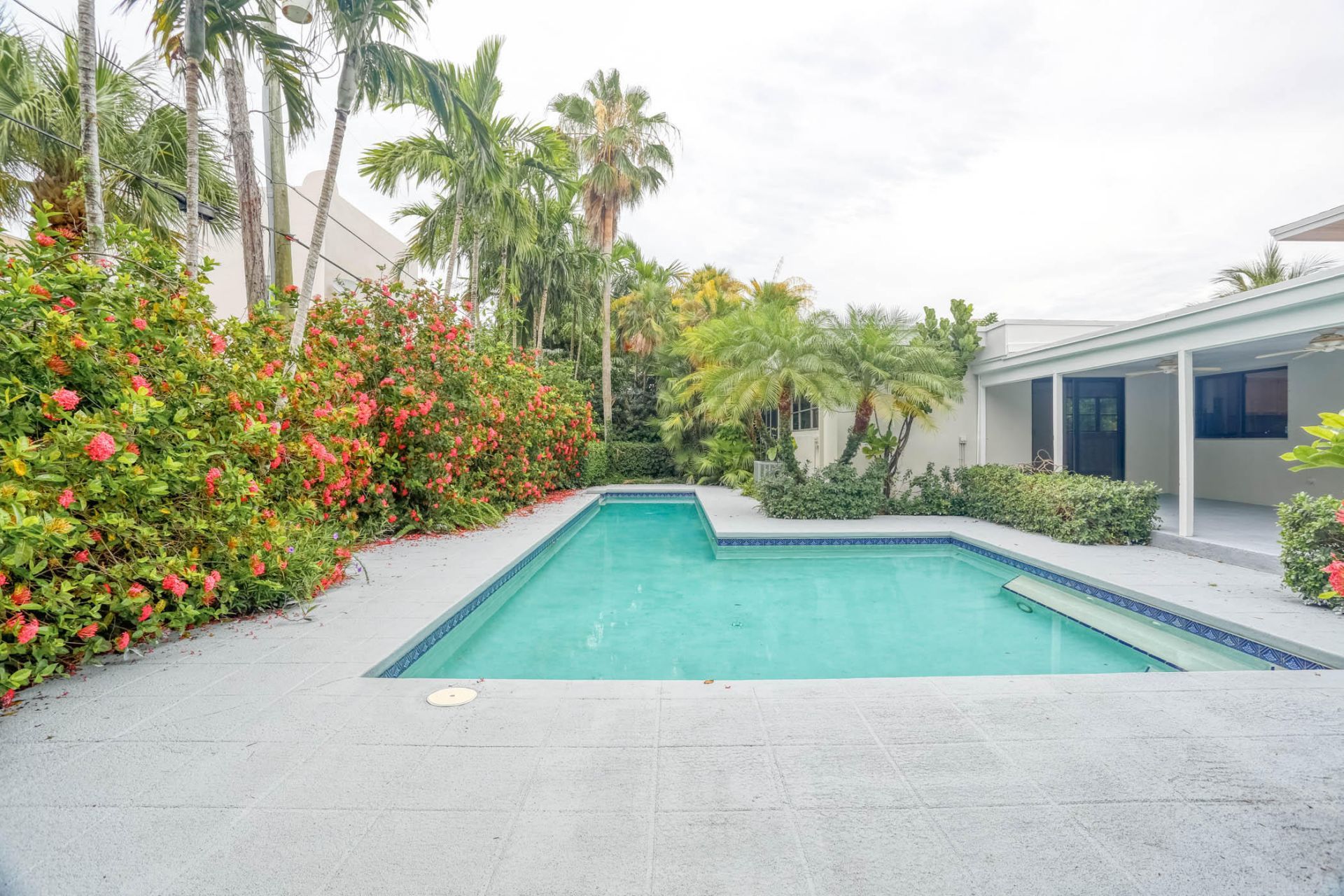 121 Costello Road, West Palm Beach, FL 33405 Photo