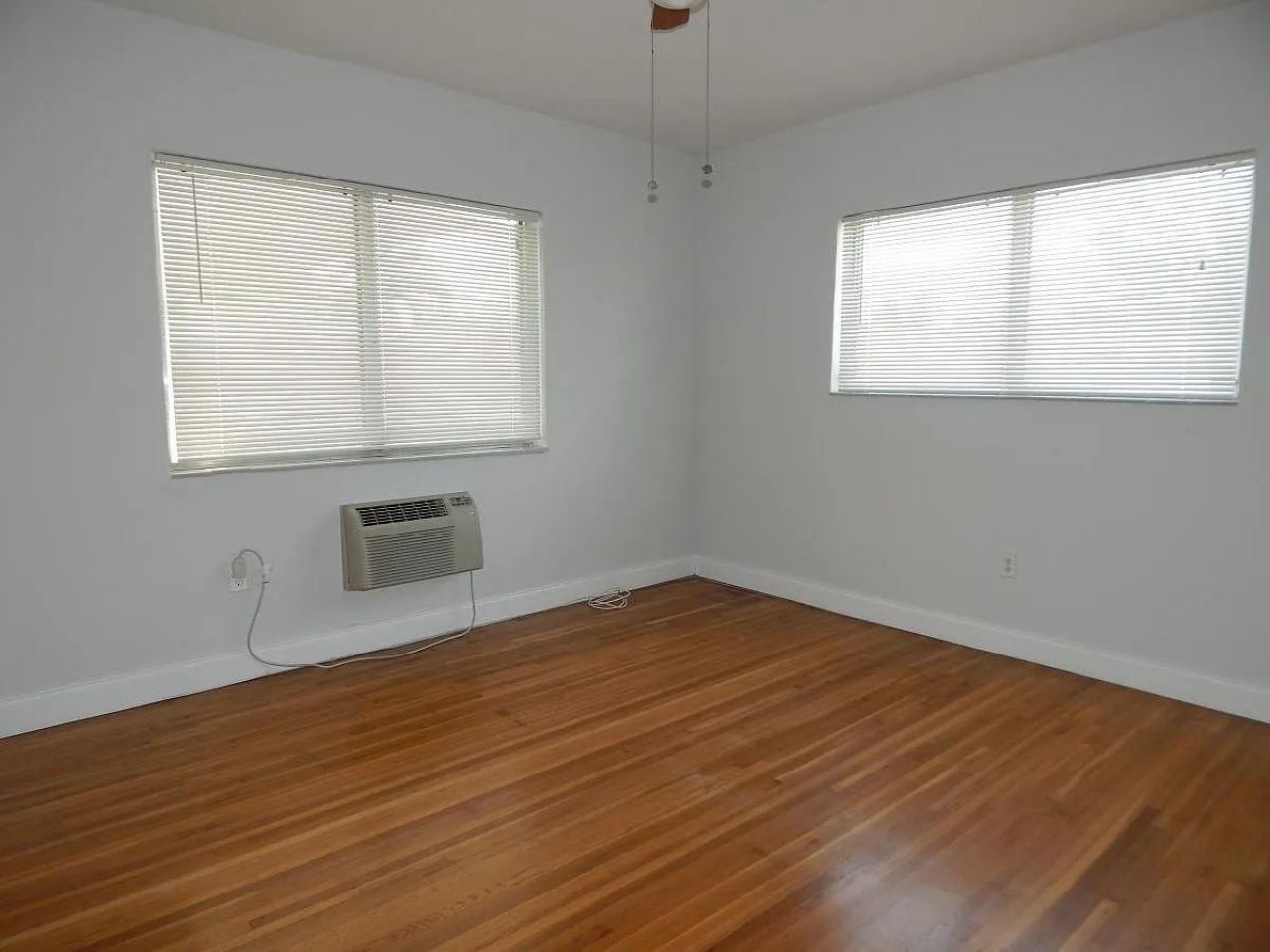 1200 Marseille Drive, Miami Beach, FL 33141 Photo