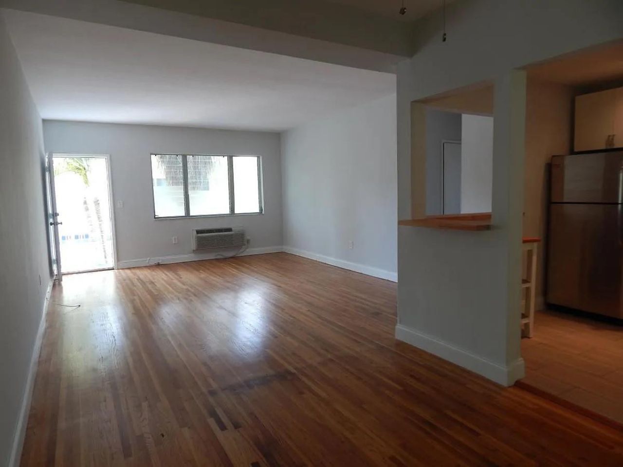 1200 Marseille Drive, Miami Beach, FL 33141 Photo