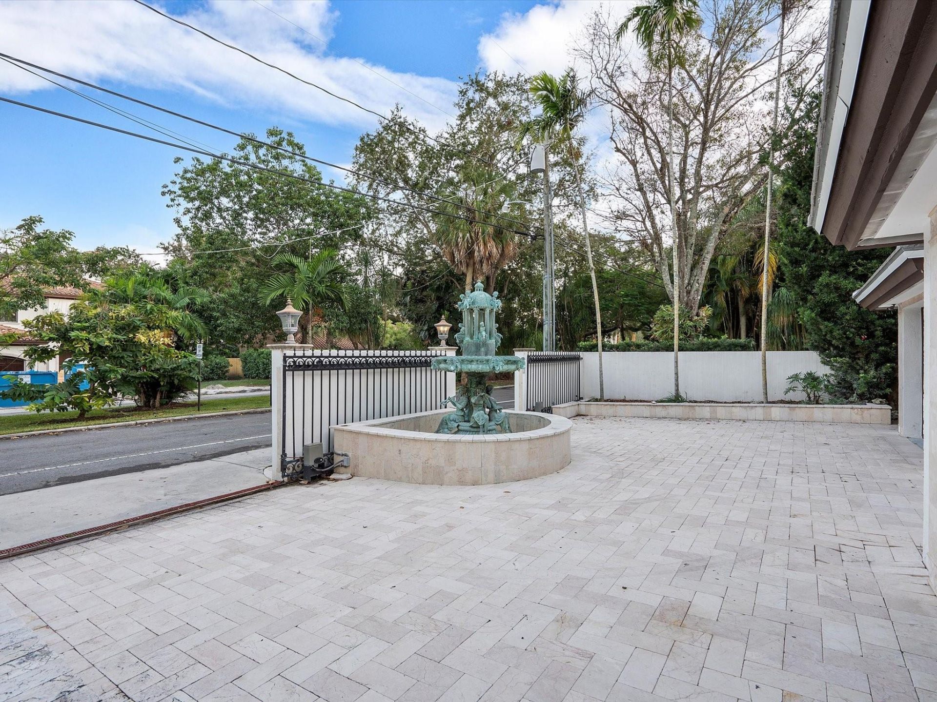 1421 Ponce De Leon, Fort Lauderdale, FL 33316 Photo