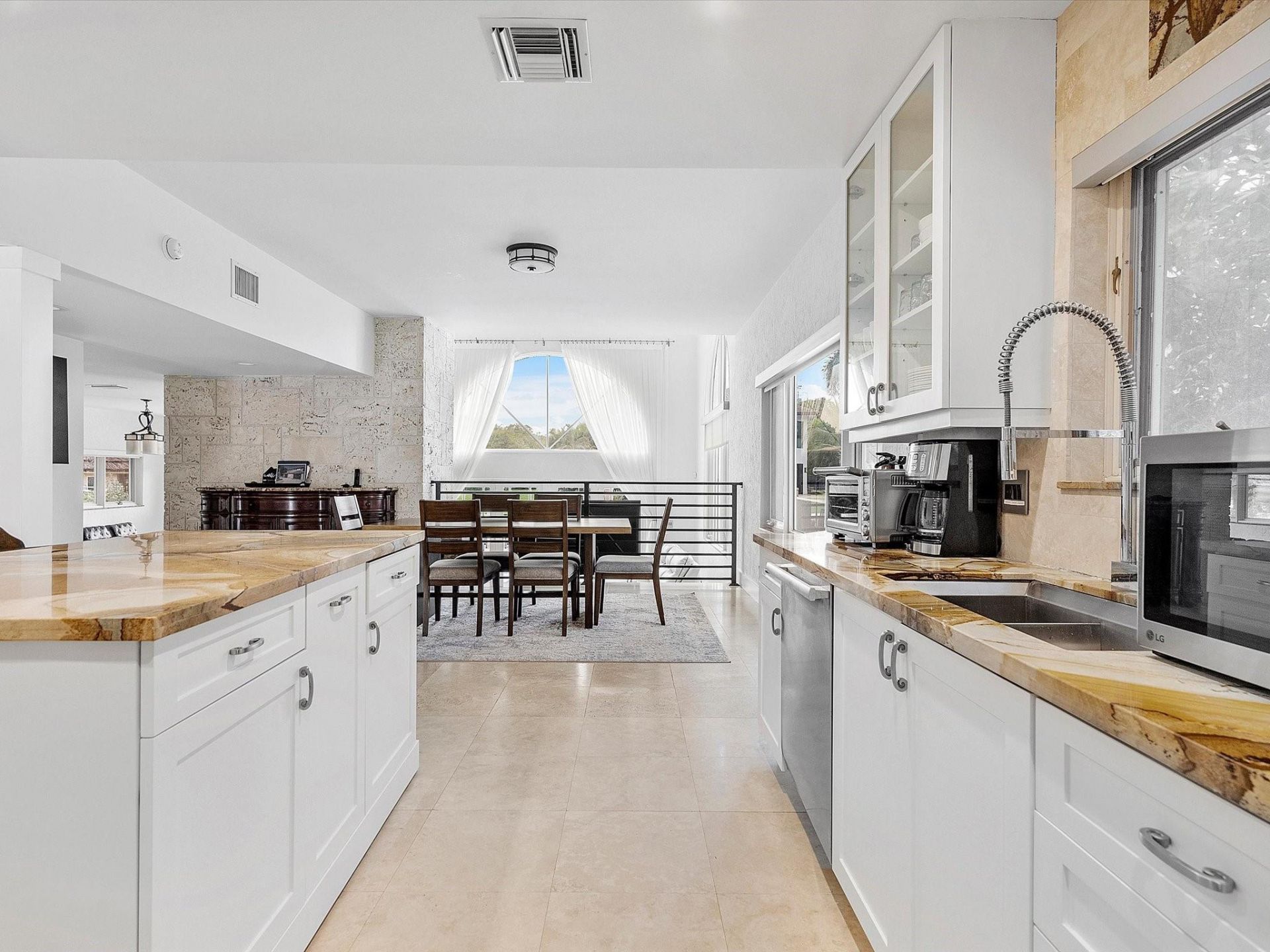 1421 Ponce De Leon, Fort Lauderdale, FL 33316 Photo