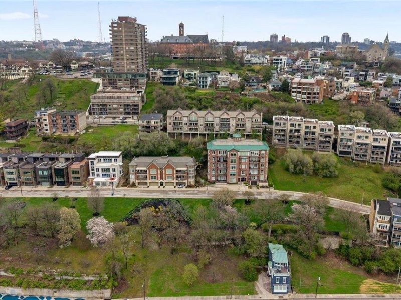 380 Baum Street, Unit 5B, Cincinnati, OH 45202 Photo 2