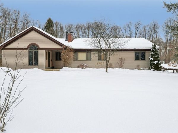 6023 Pioneer Trail, Hiram, OH 44234