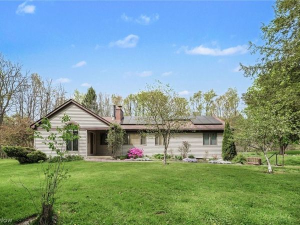 6023 Pioneer Trail, Hiram, OH 44234