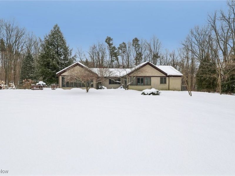 6023 Pioneer Trail, Hiram, OH 44234 Photo 2