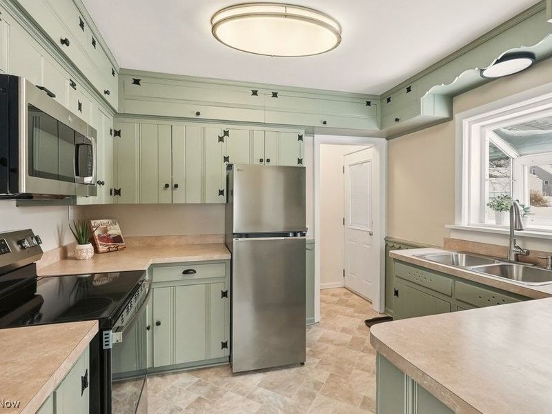 1492 Onondago Avenue, Akron, OH 44305 Photo 14