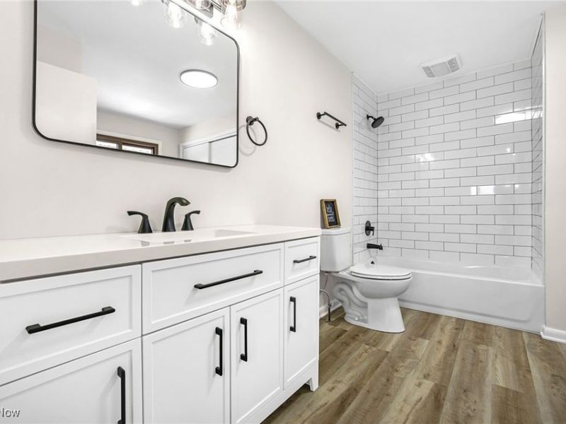 8736 Easy Street NW, Massillon, OH 44646 Photo 16