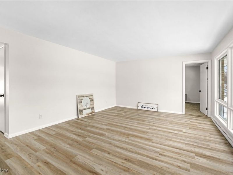 8736 Easy Street NW, Massillon, OH 44646 Photo 2