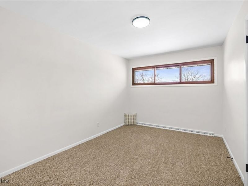 8736 Easy Street NW, Massillon, OH 44646 Photo 20