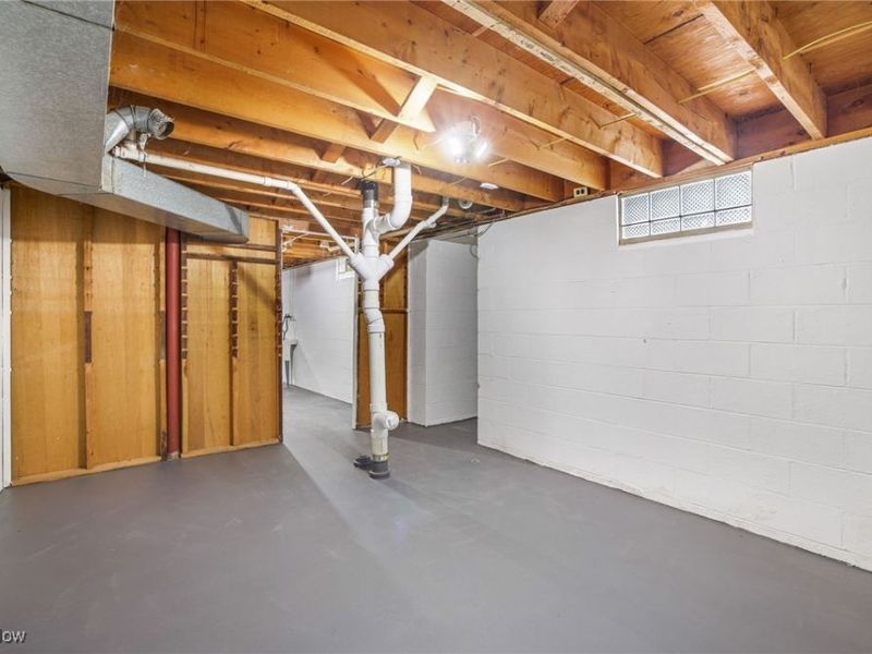 8736 Easy Street NW, Massillon, OH 44646 Photo 25