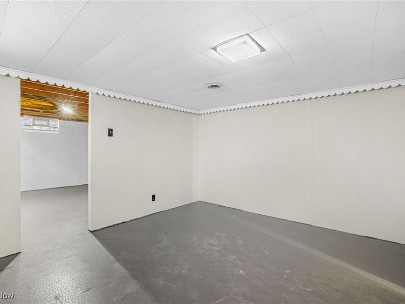 8736 Easy Street NW, Massillon, OH 44646 Photo 26