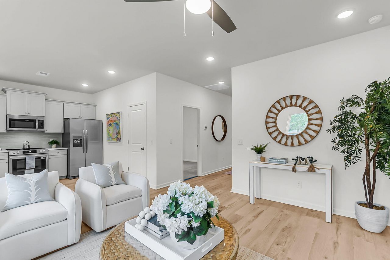 213 Spann Lane Photo 10