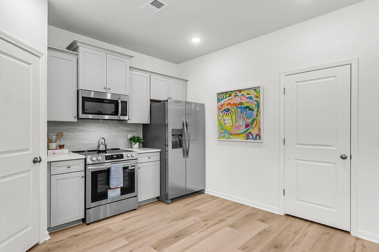 213 Spann Lane Photo 12