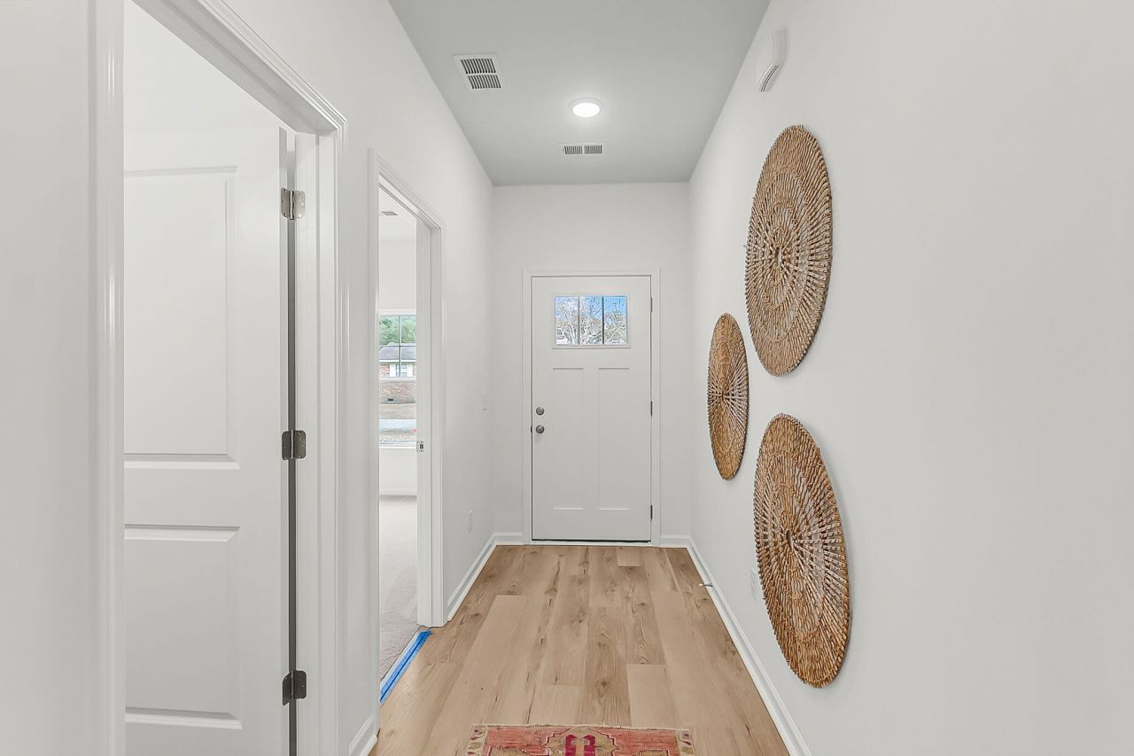 213 Spann Lane Photo 6