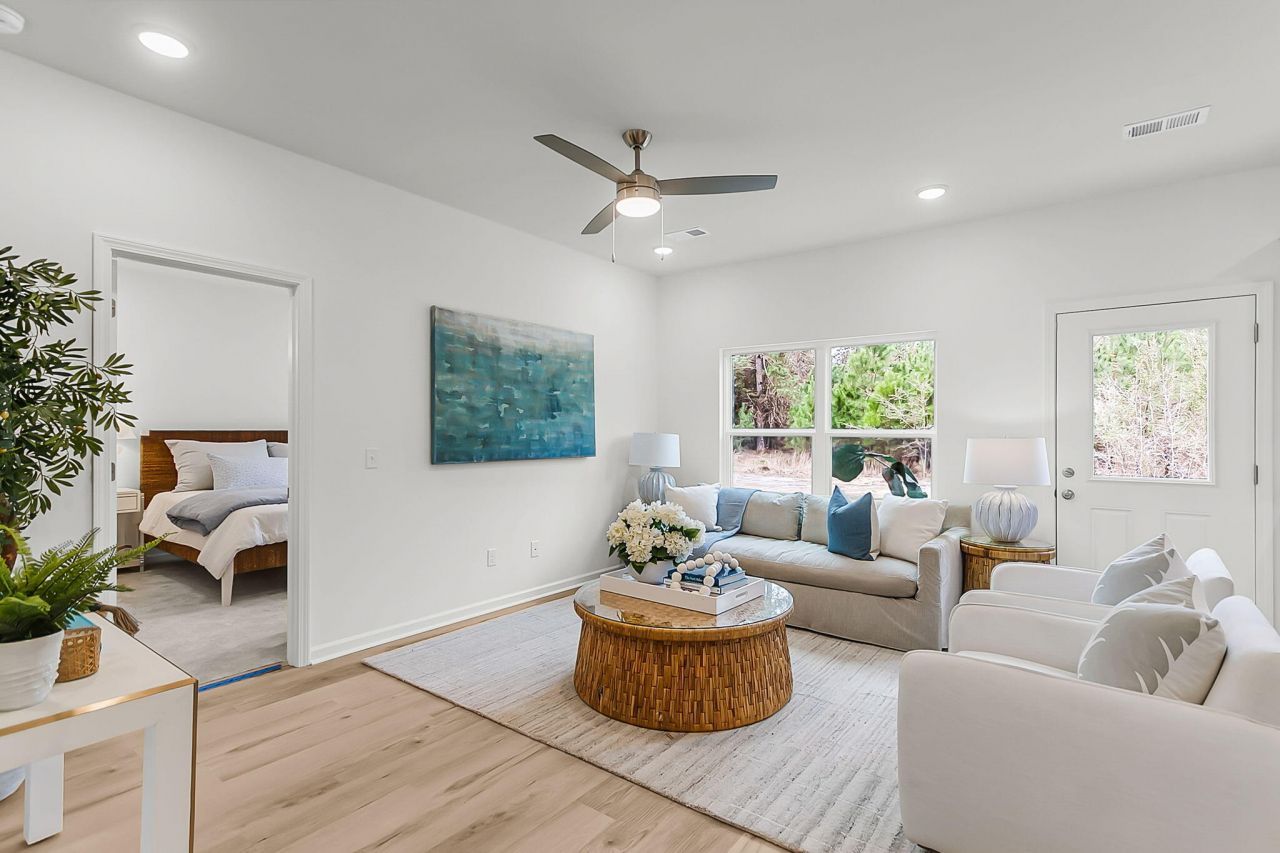 213 Spann Lane Photo 8