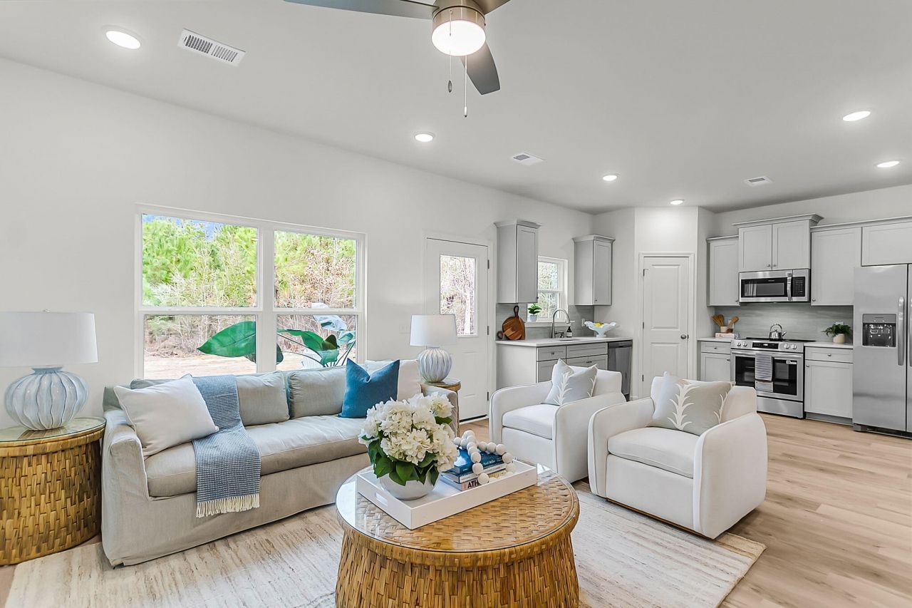 213 Spann Lane Photo 9