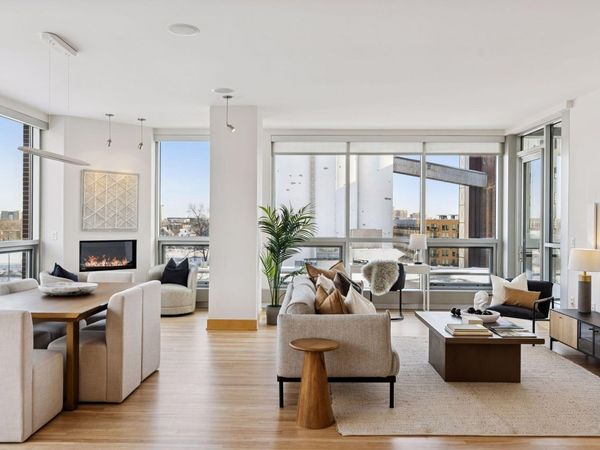 222 2nd Street SE, Unit 704, Minneapolis, MN 55414