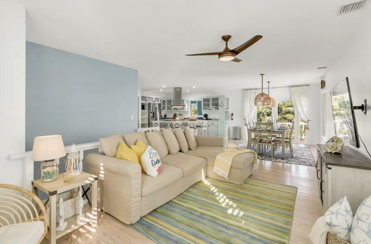 37 Blue Water Drive, Saddle Bunch, FL 33040 Photo