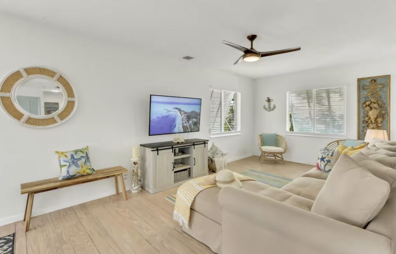 37 Blue Water Drive, Saddle Bunch, FL 33040 Photo