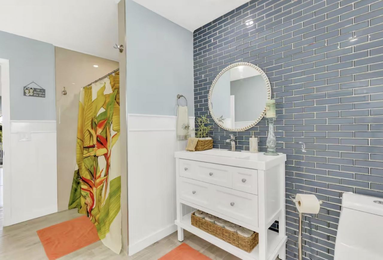 37 Blue Water Drive, Saddle Bunch, FL 33040 Photo