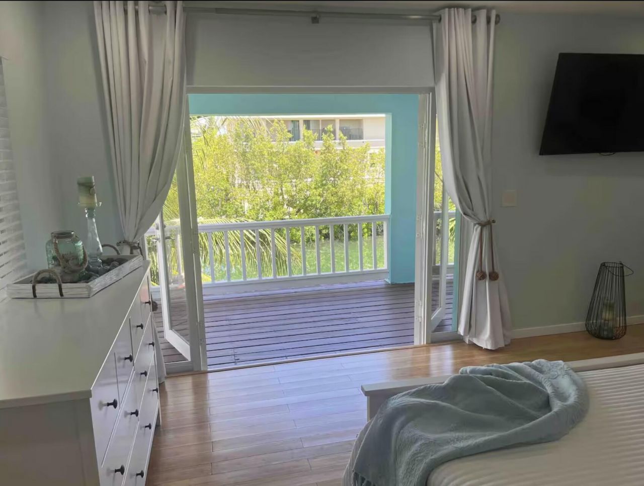 37 Blue Water Drive, Saddle Bunch, FL 33040 Photo