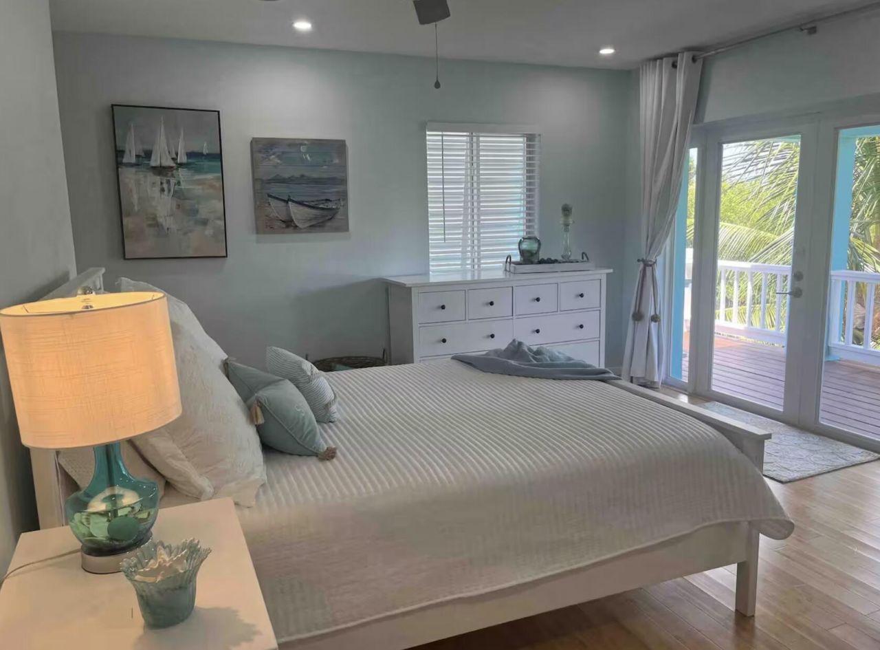 37 Blue Water Drive, Saddle Bunch, FL 33040 Photo