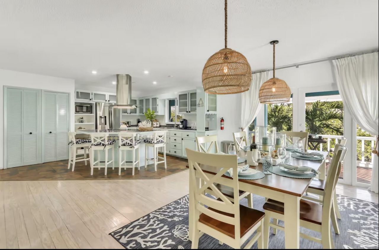 37 Blue Water Drive, Saddle Bunch, FL 33040 Photo