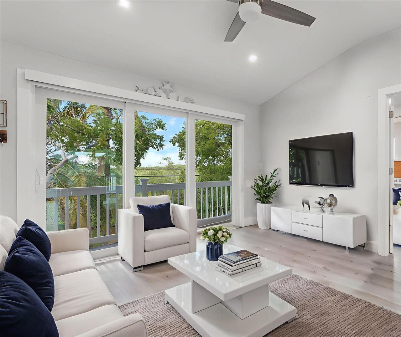 25 N Blackwater Lane, Key Largo, FL 33037 Photo