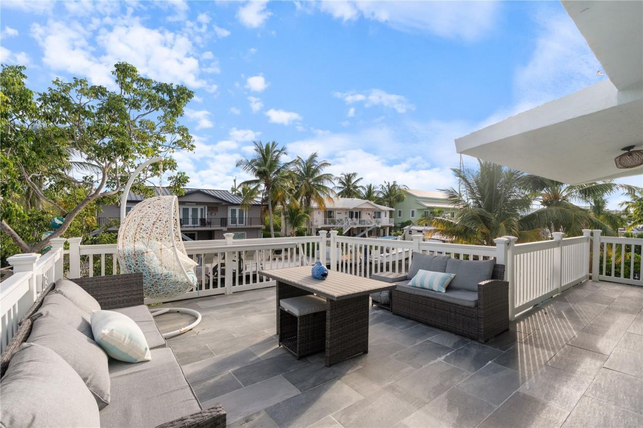 25 N Blackwater Lane, Key Largo, FL 33037 Photo