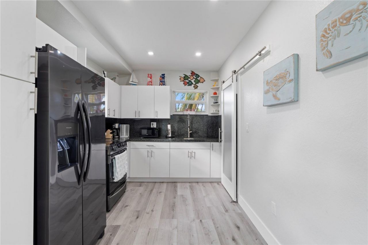 25 N Blackwater Lane, Key Largo, FL 33037 Photo