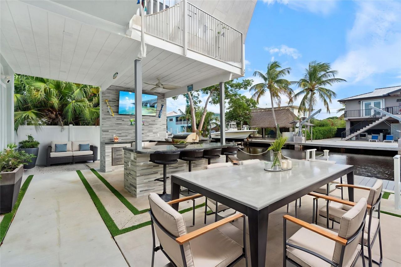 25 N Blackwater Lane, Key Largo, FL 33037 Photo