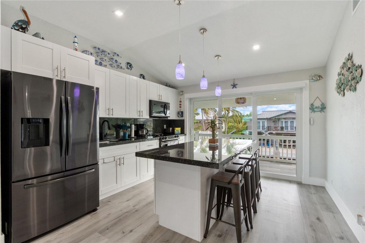 25 N Blackwater Lane, Key Largo, FL 33037 Photo