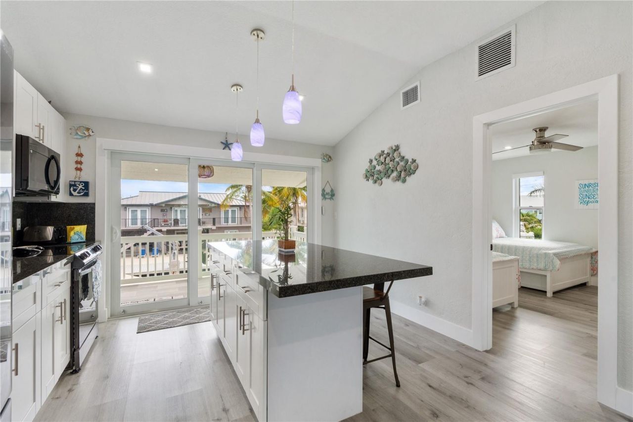 25 N Blackwater Lane, Key Largo, FL 33037 Photo