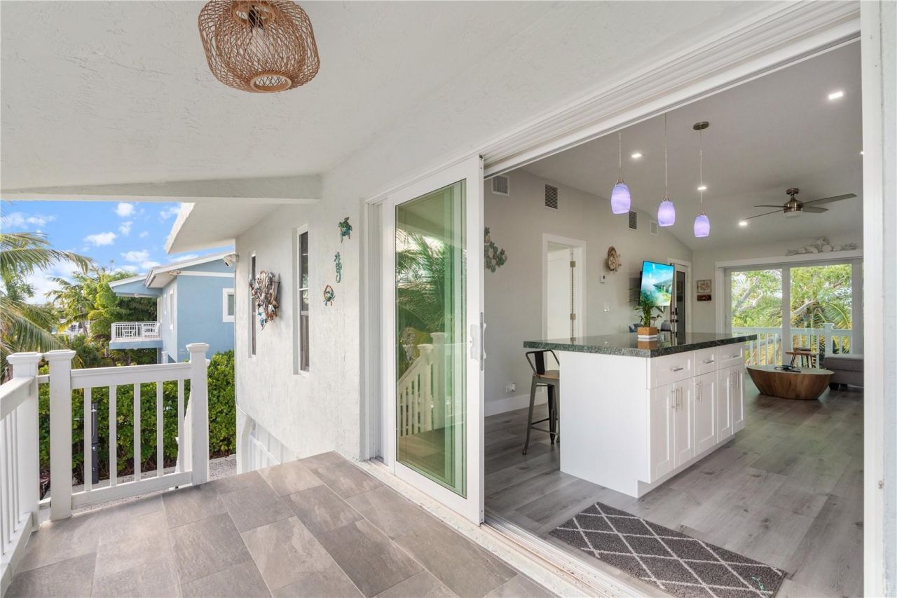 25 N Blackwater Lane, Key Largo, FL 33037 Photo