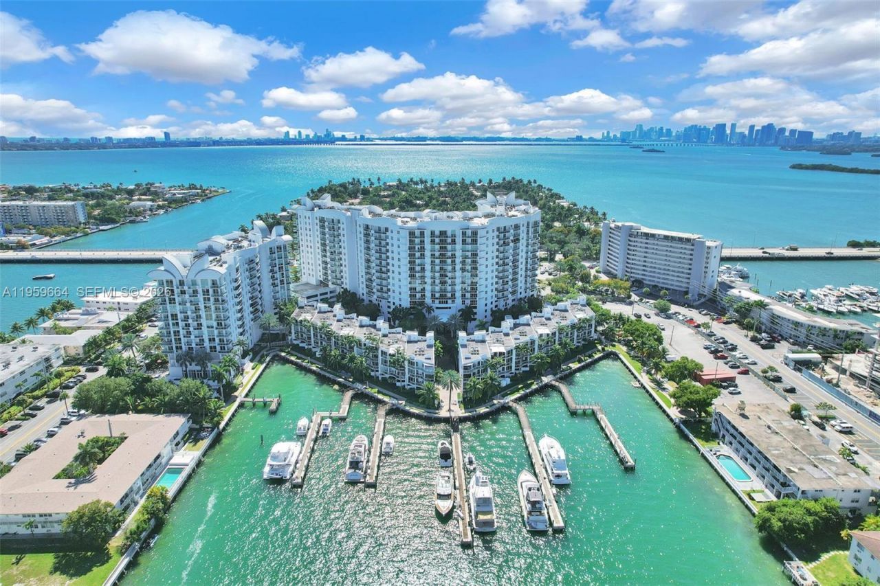 7910 Harbor Island Dr, Unit 1103, North Bay Village, FL 33141 Photo