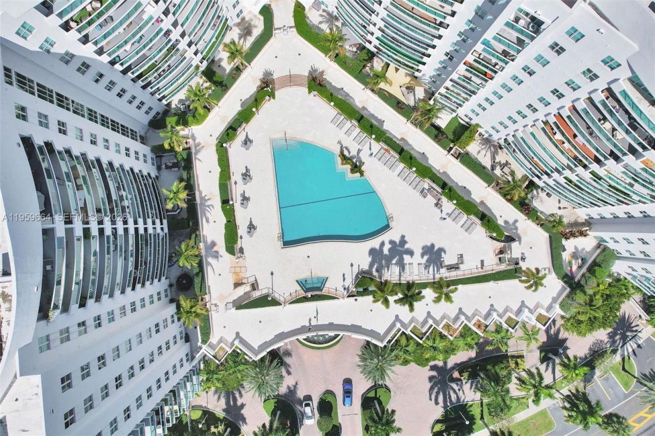 7910 Harbor Island Dr, Unit 1103, North Bay Village, FL 33141 Photo