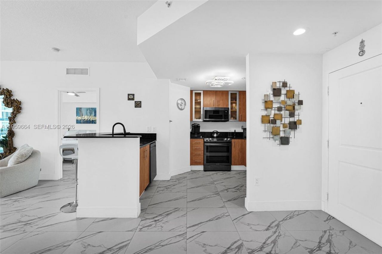 7910 Harbor Island Dr, Unit 1103, North Bay Village, FL 33141 Photo