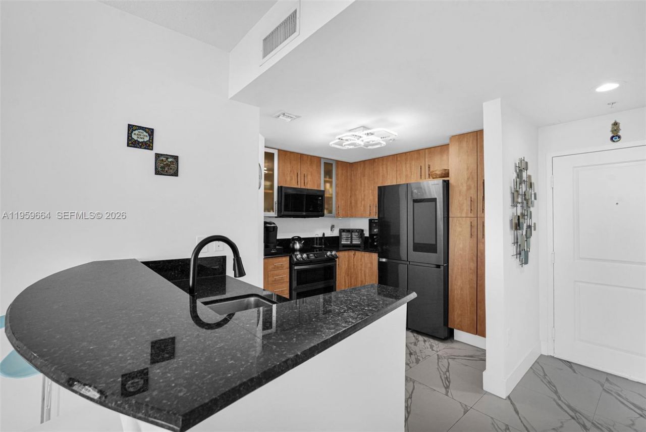 7910 Harbor Island Dr, Unit 1103, North Bay Village, FL 33141 Photo