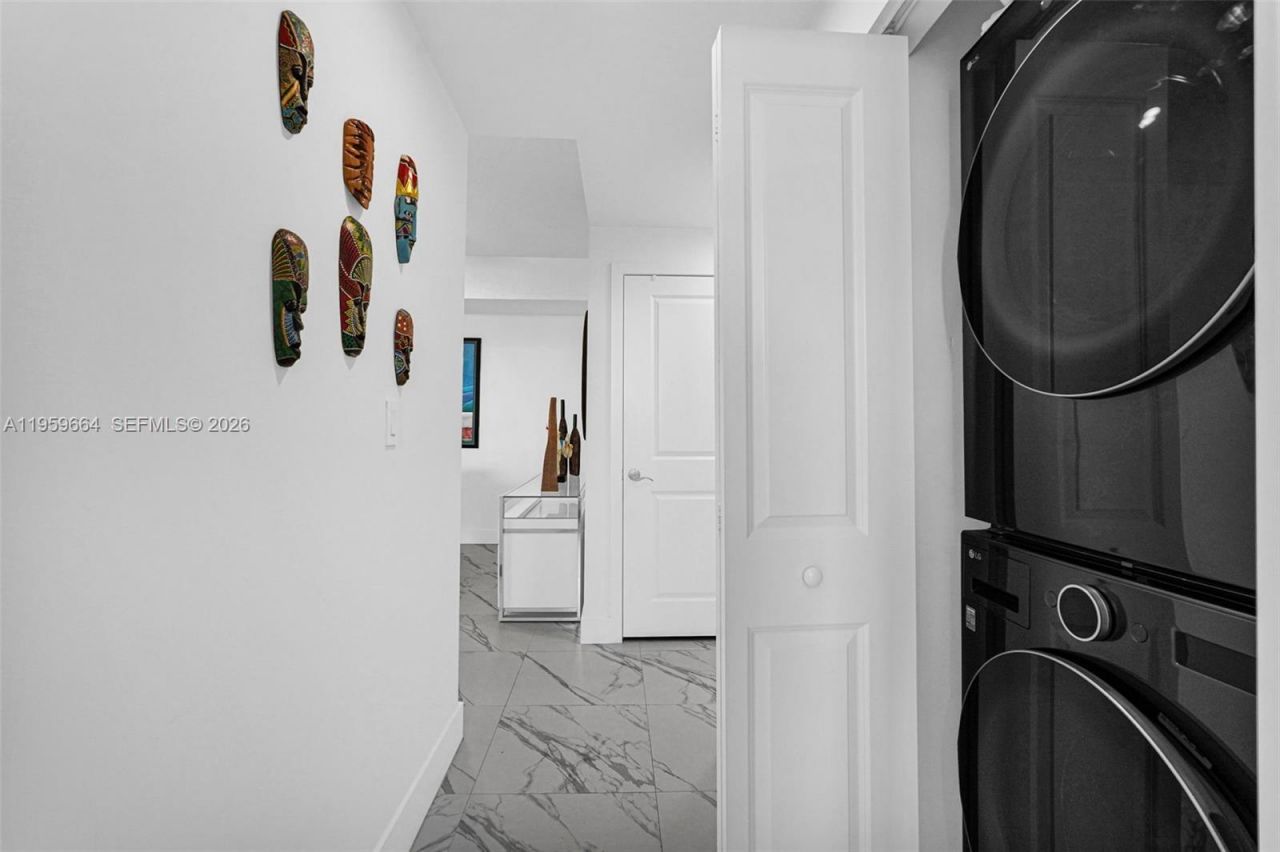 7910 Harbor Island Dr, Unit 1103, North Bay Village, FL 33141 Photo