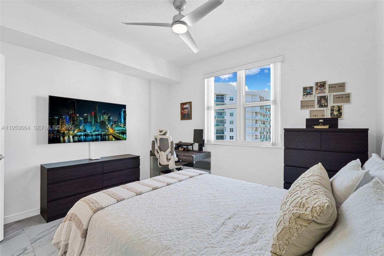 7910 Harbor Island Dr, Unit 1103, North Bay Village, FL 33141 Photo