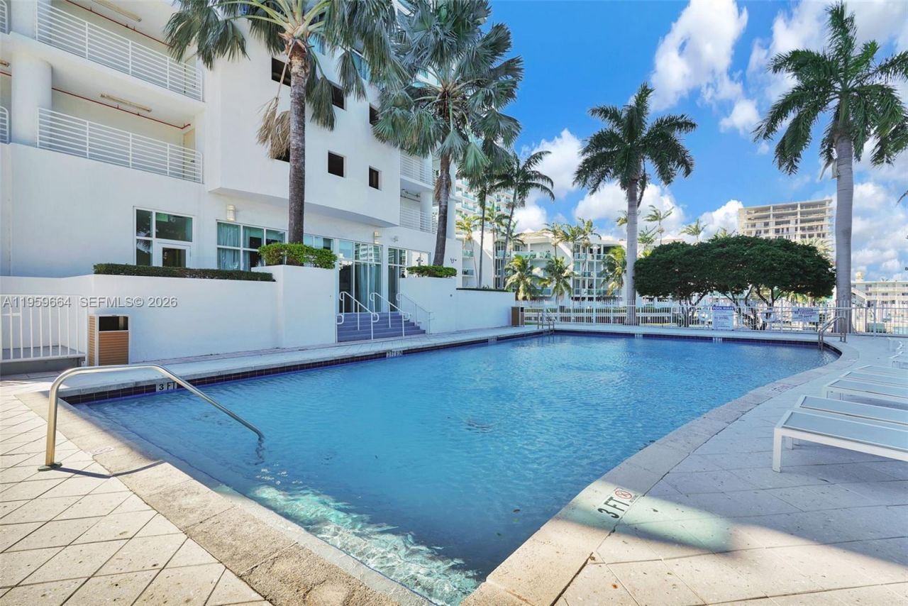 7910 Harbor Island Dr, Unit 1103, North Bay Village, FL 33141 Photo