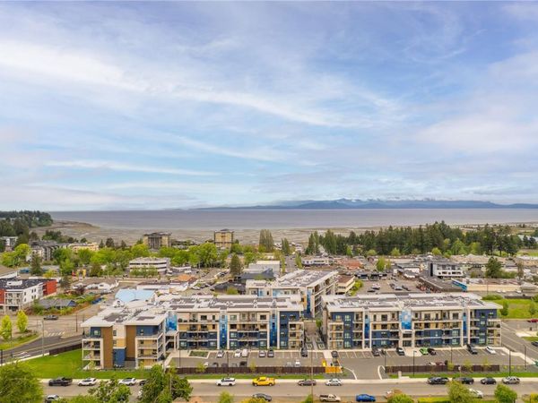 140 Jensen Ave W, Unit #212, Parksville, BC V9P 0H7