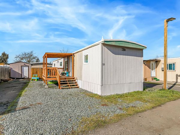 2700 Falcon Street, Unit SPC 33, White City, OR 97503