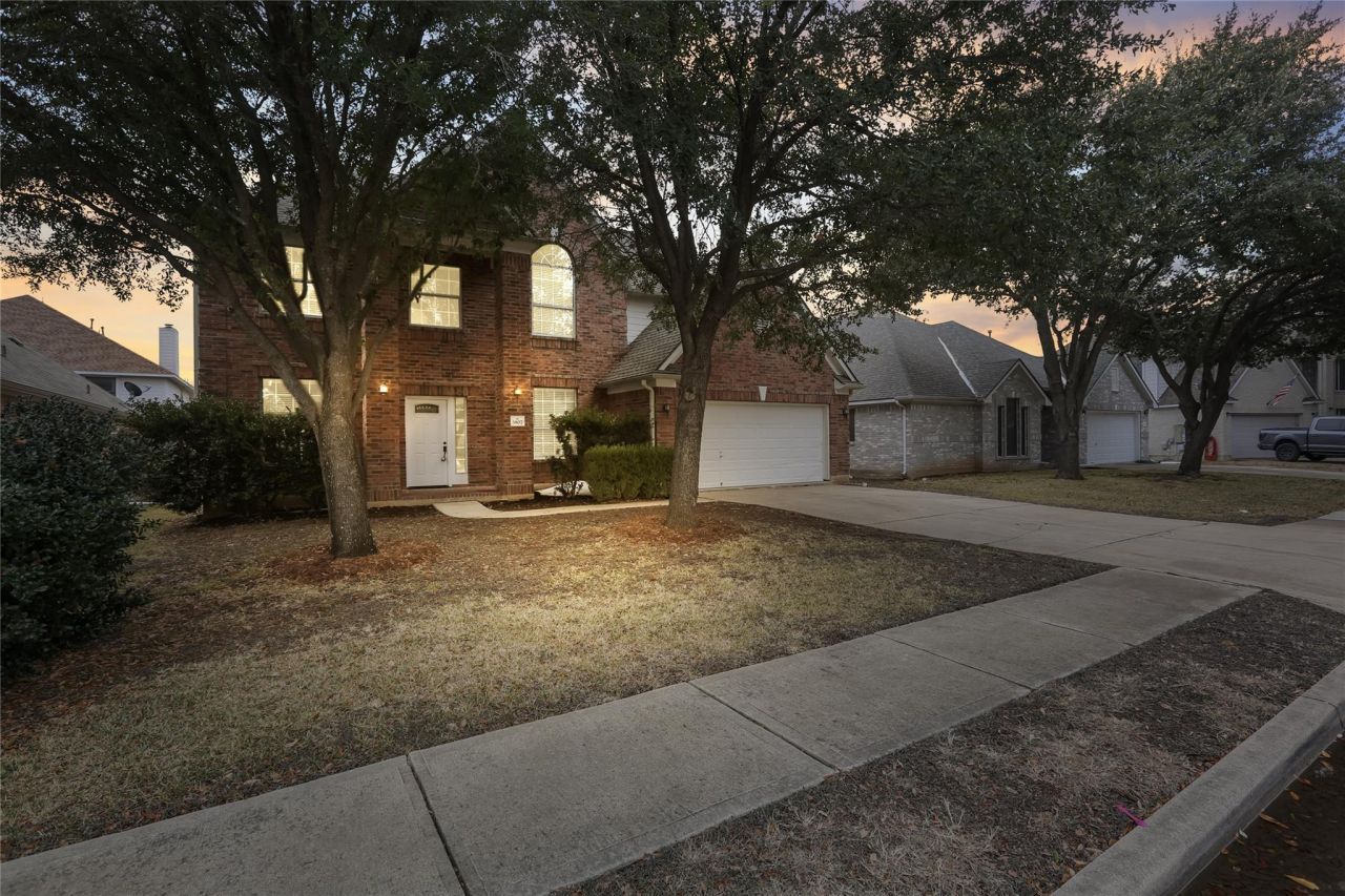 3807 Concord Dr, Round Rock, TX 78665 Main Photo