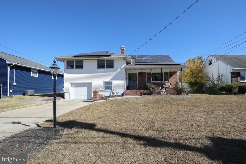 5 Summer Avenue, Burlington, NJ 08016 Main Photo