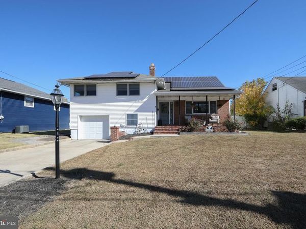 5 SUMMER AVENUE, BURLINGTON, NJ 08016