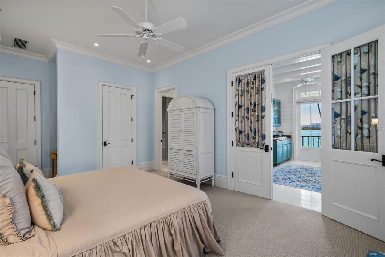 3440 Gulfmead Drive, Sarasota, FL 34242 Photo