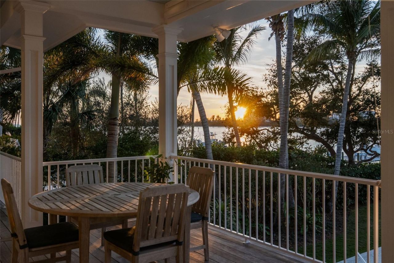 3440 Gulfmead Drive, Sarasota, FL 34242 Photo